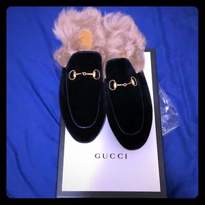 Gucci Princeton fur lines velvet slippers